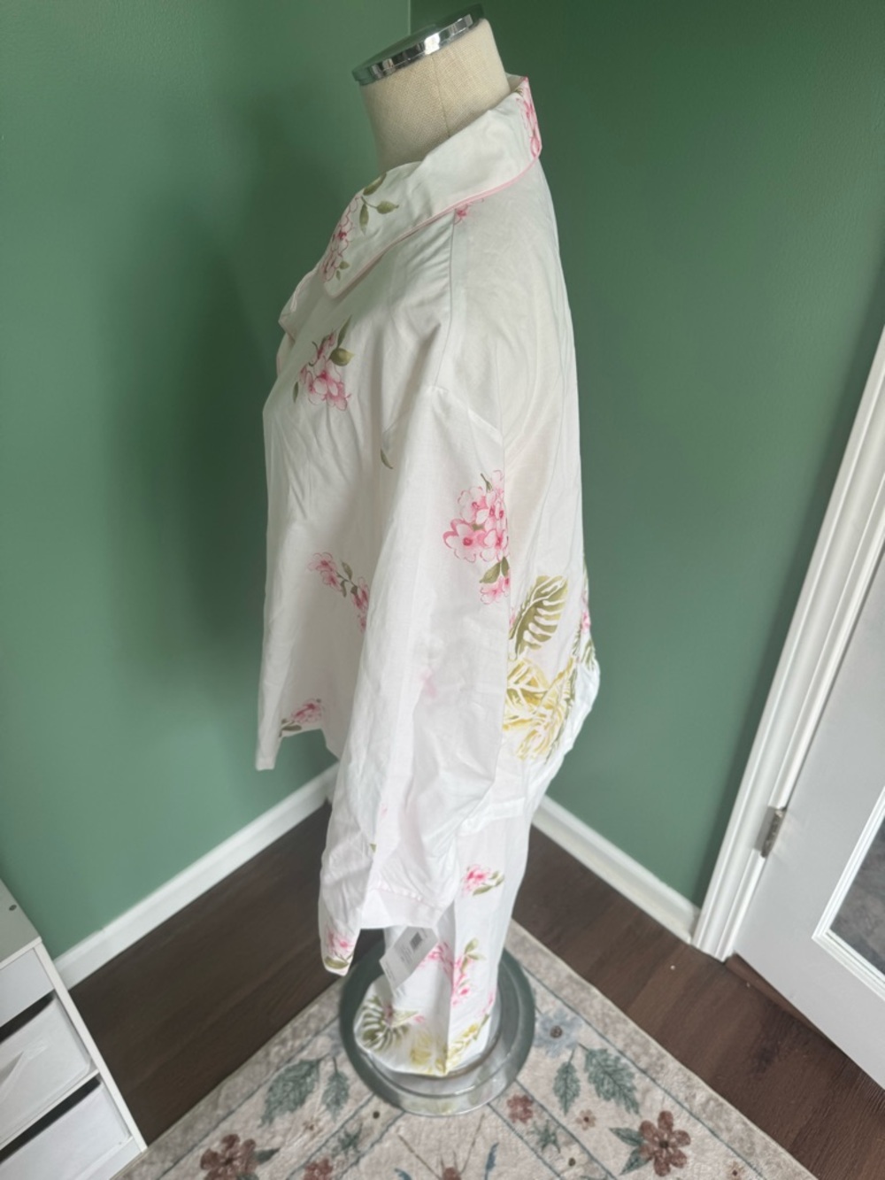 NWT Oscar De La Renta pajamas - Picture 8 of 13